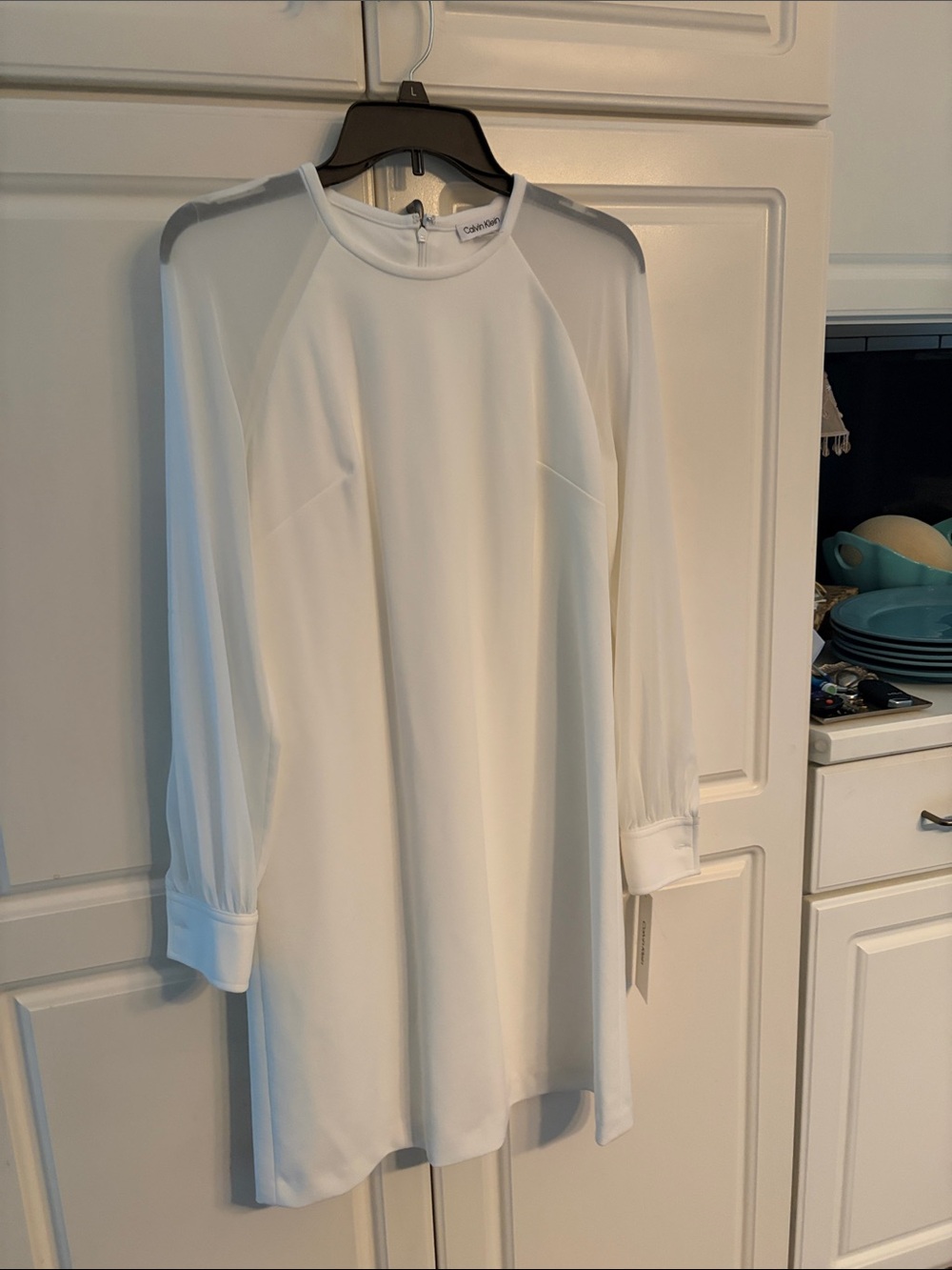Calvin Klein Ivory Long-Sleeve Shift Dress with Sheer SleevesNWT size 6
